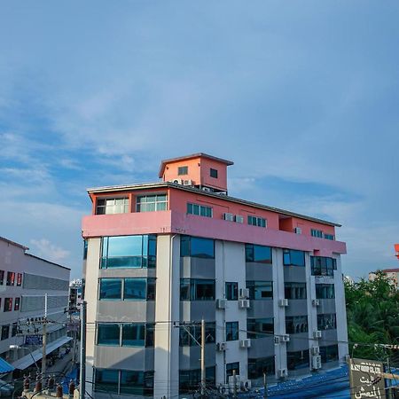 Merry Inn Suites 芭達亞 外观 照片